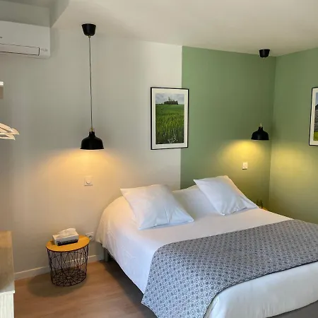 Otel De Ma Tante