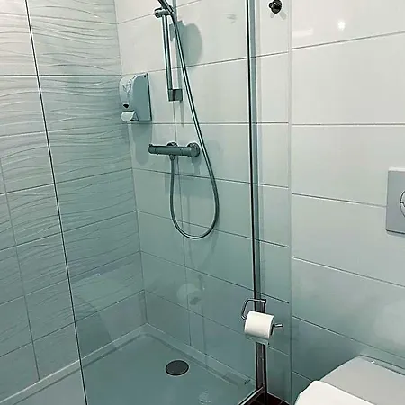 Otel De Ma Tante